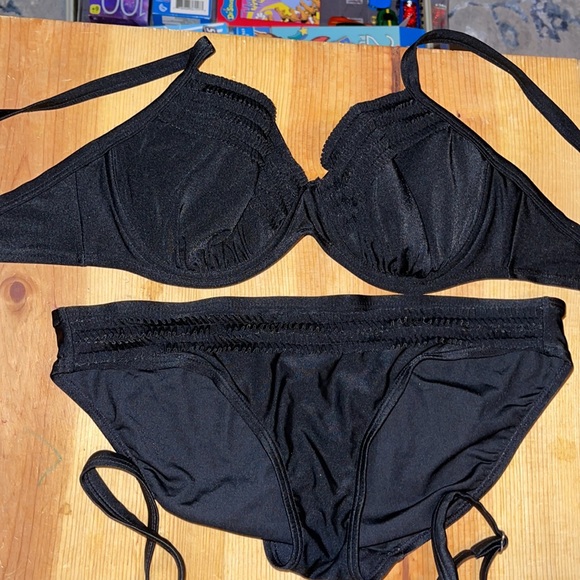 Black 4 piece swim bundle matching size 8 Medium Tankini, coverup and bikini top - Picture 5 of 10